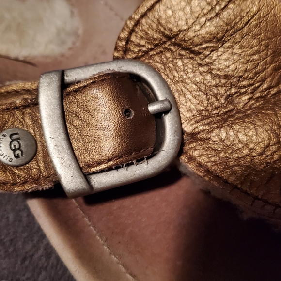 UGG Sandals size 7 - Picture 4 of 7